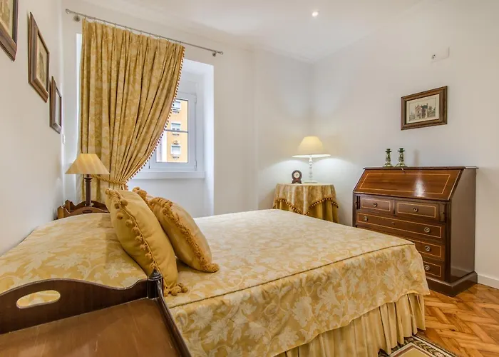 At Roma Boulevard 아파트