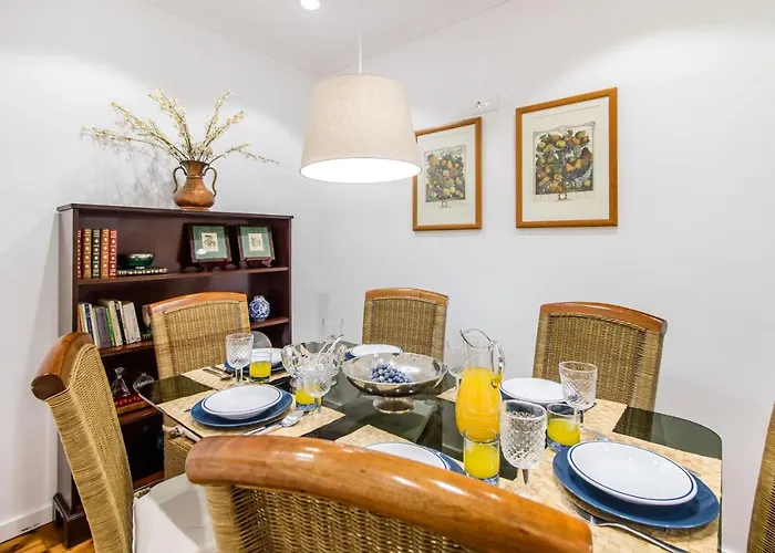 Apartment At Roma Boulevard *