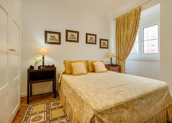 Apartment At Roma Boulevard *