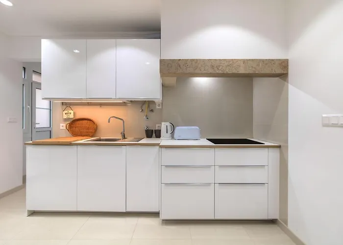 Apartment At Roma Boulevard *